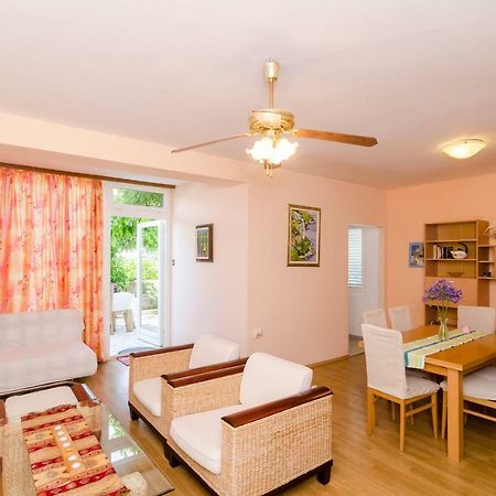 Wisteria Apartment دوبروفينك المظهر الخارجي الصورة