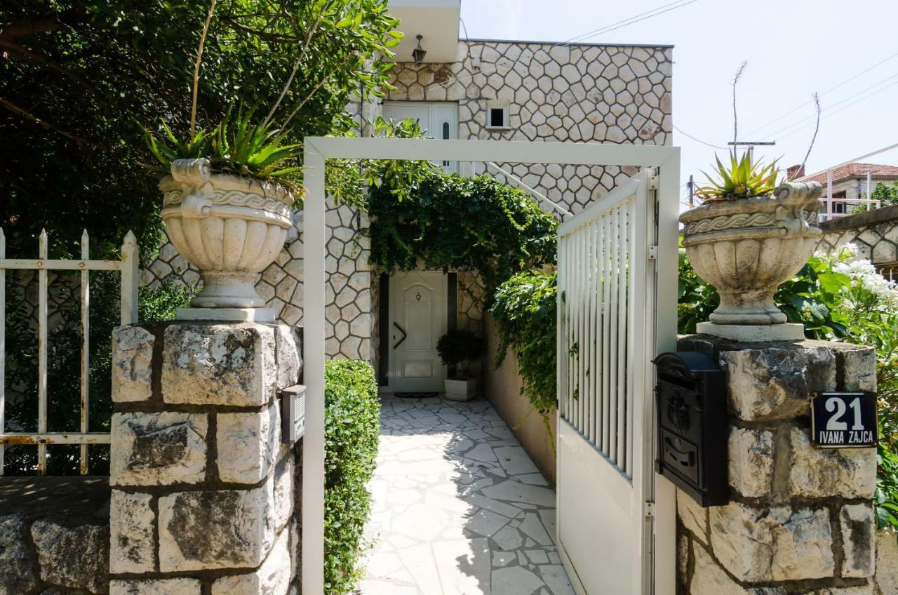 Wisteria Apartment دوبروفينك المظهر الخارجي الصورة