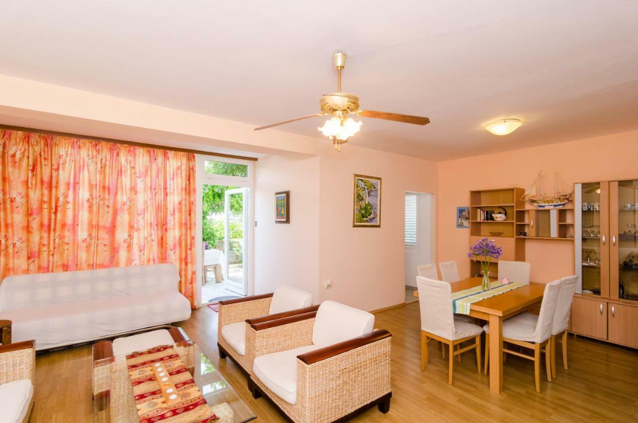 Wisteria Apartment دوبروفينك المظهر الخارجي الصورة
