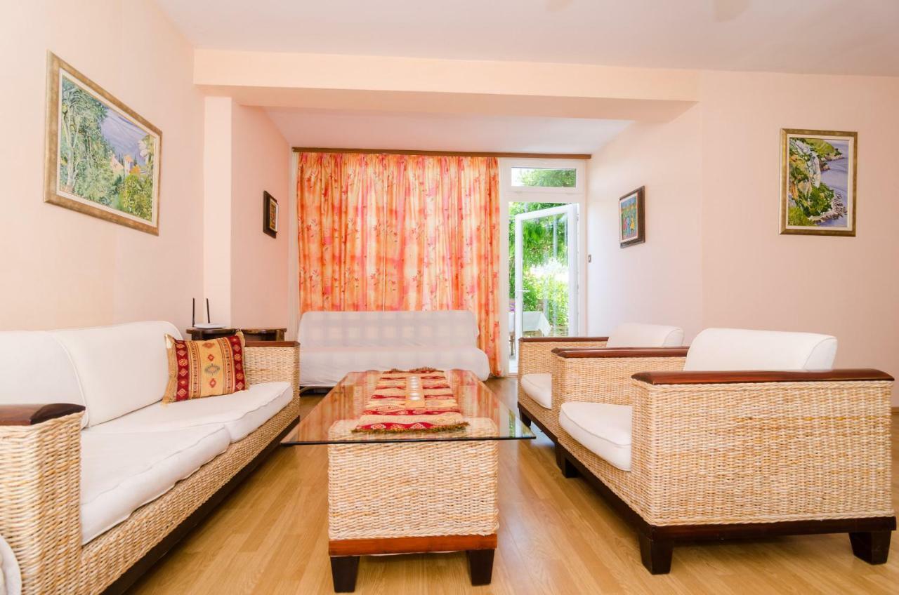 Wisteria Apartment دوبروفينك المظهر الخارجي الصورة